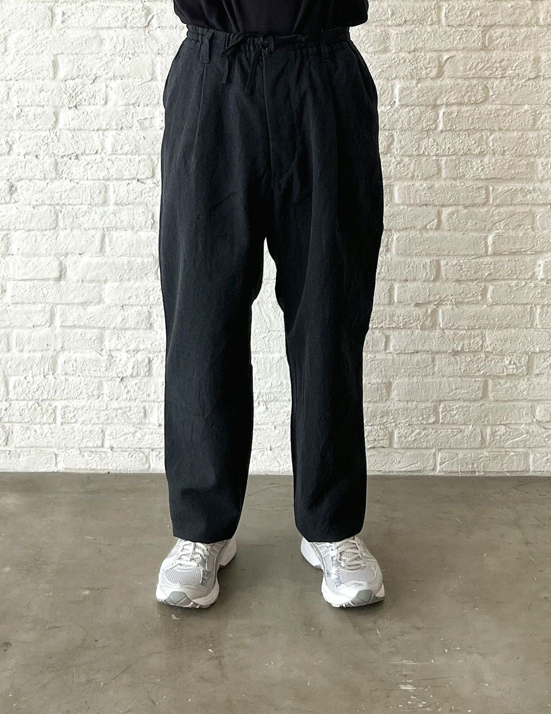SALE】 WOサージタンブラーワンタックワイドイージーパンツ | サージュ