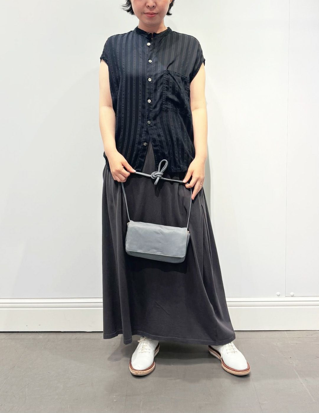 53 チャコール/36size：スタッフ155㎝