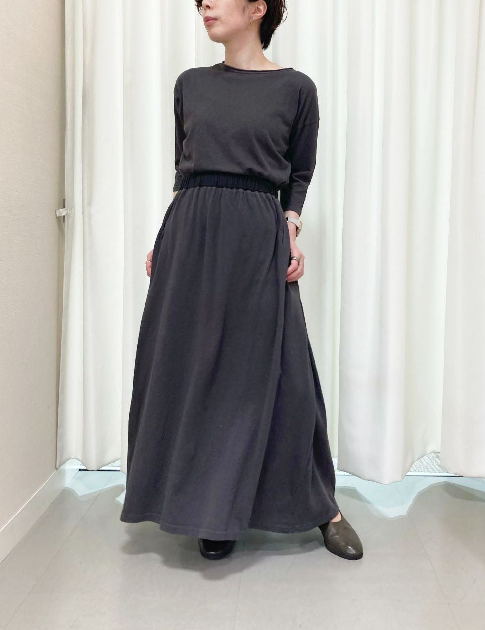 53 チャコール/36size：スタッフ149㎝