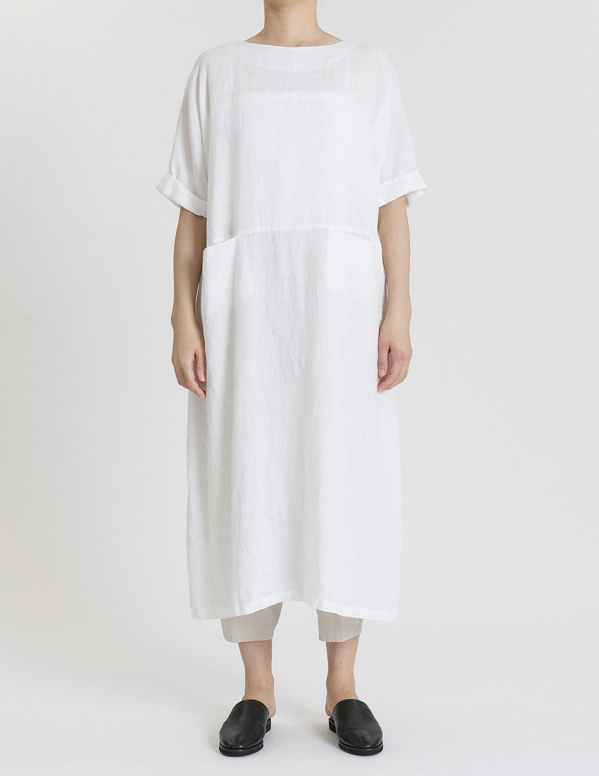 01 ホワイト/36size：モデル170㎝