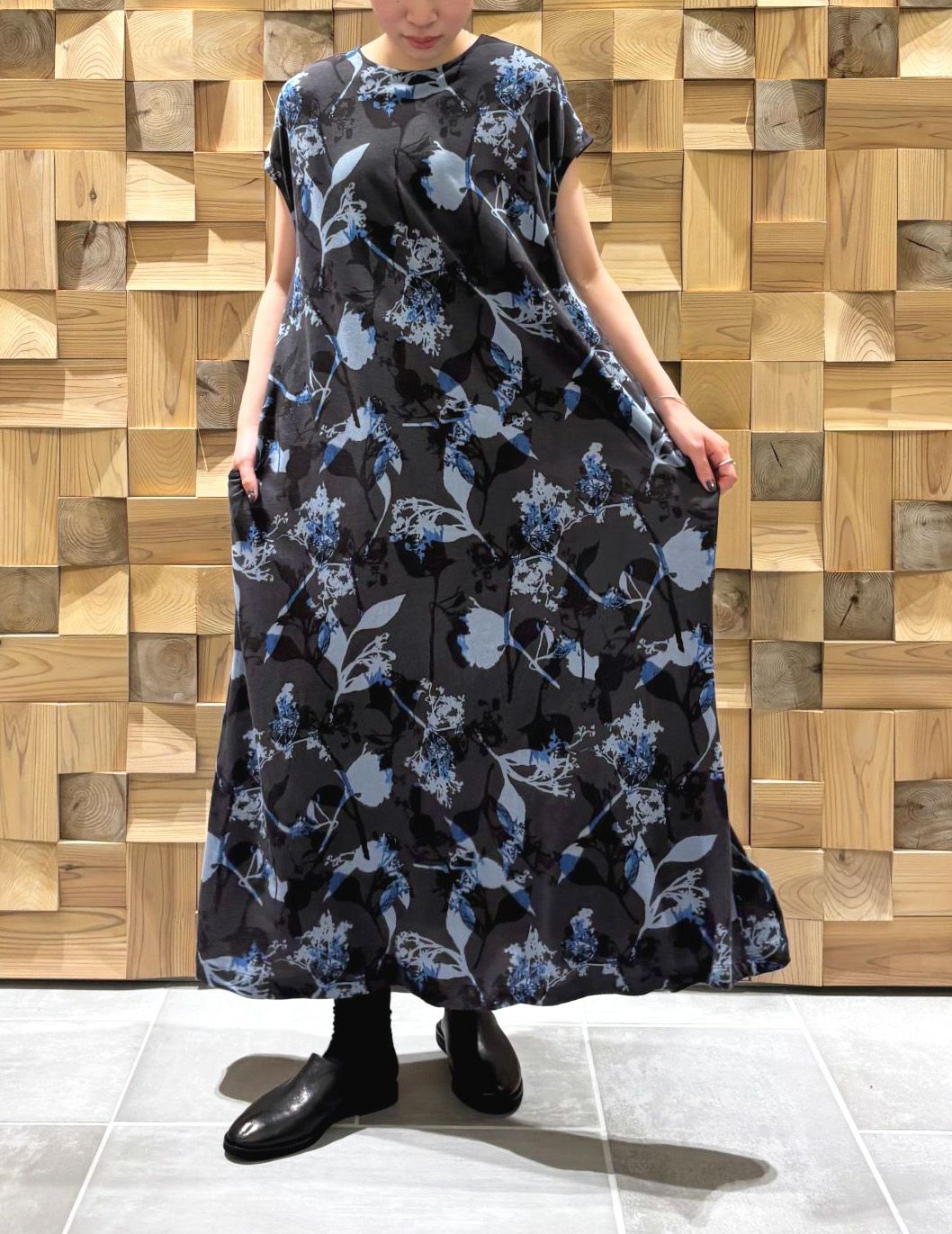 20 ネイビー/36size：スタッフ159㎝
