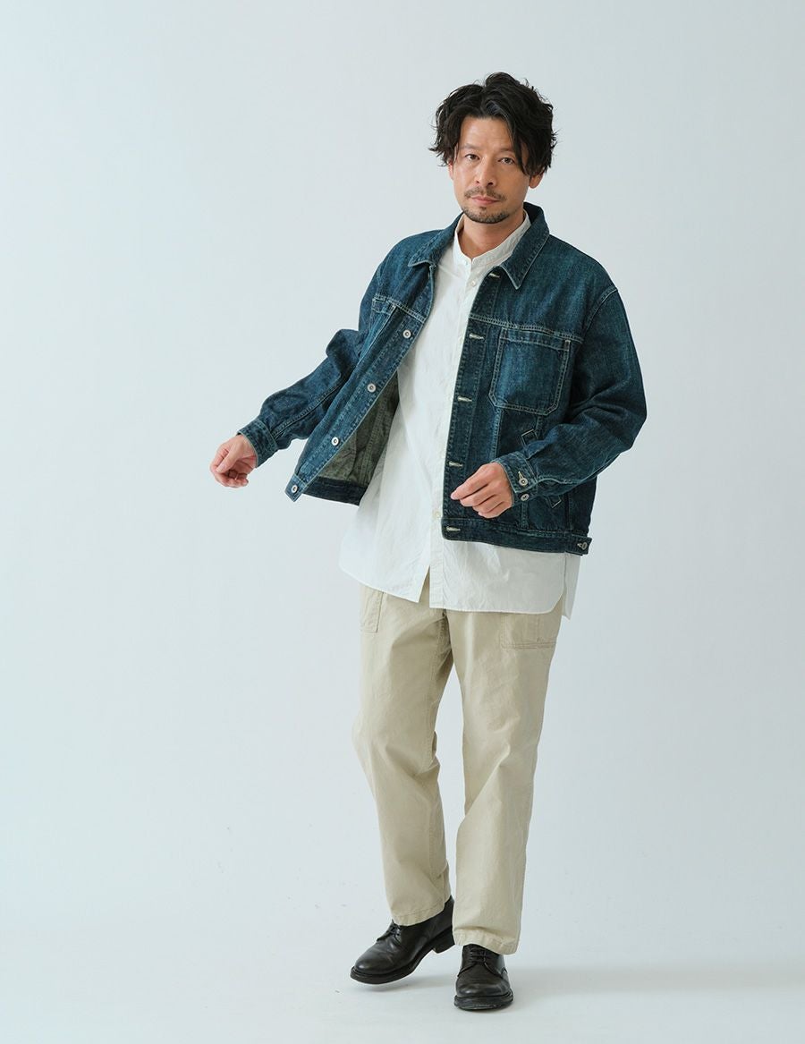 02 オフホワイト　Msize：モデル180㎝