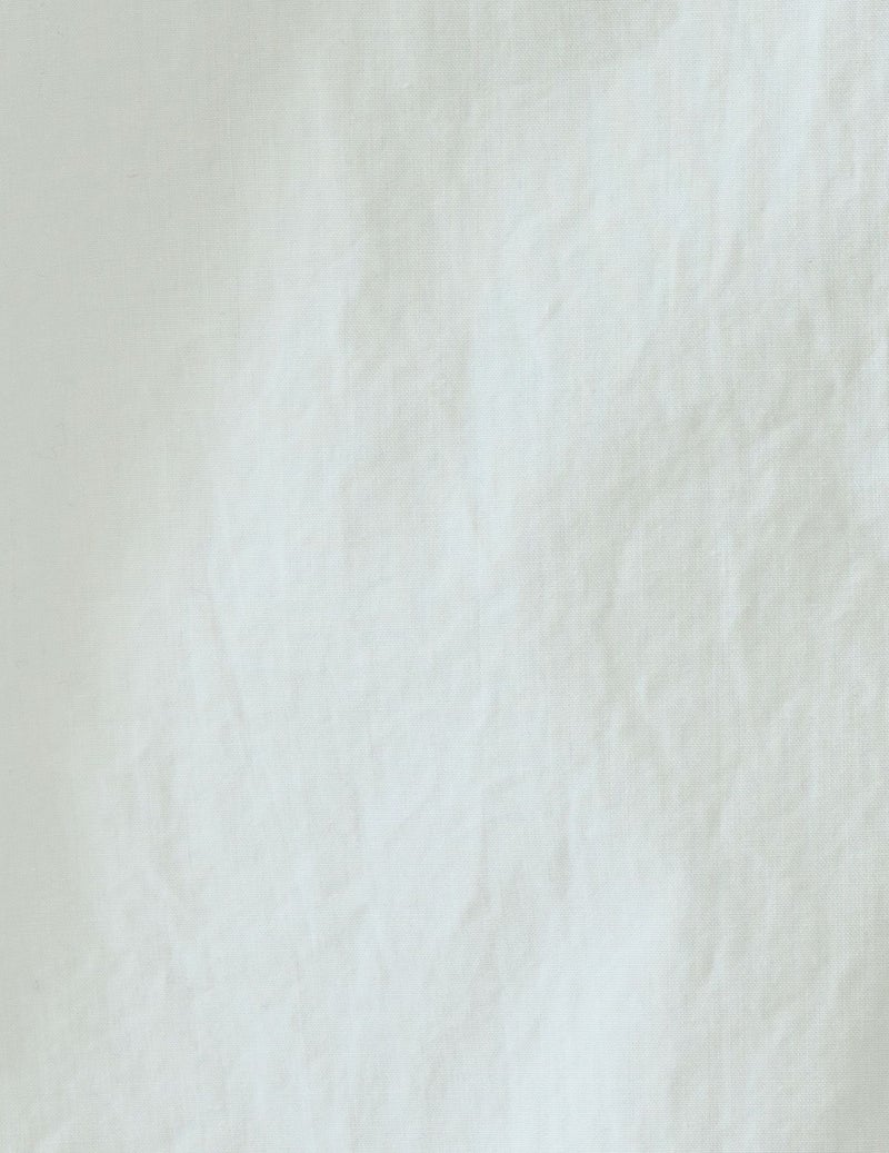 02 オフホワイト