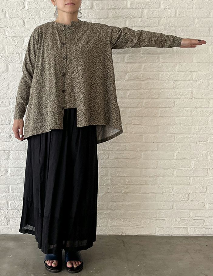 64 ベージュ