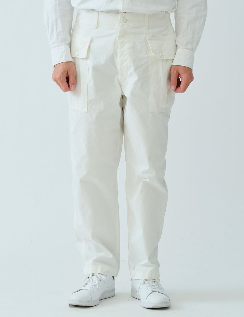 02 オフホワイト