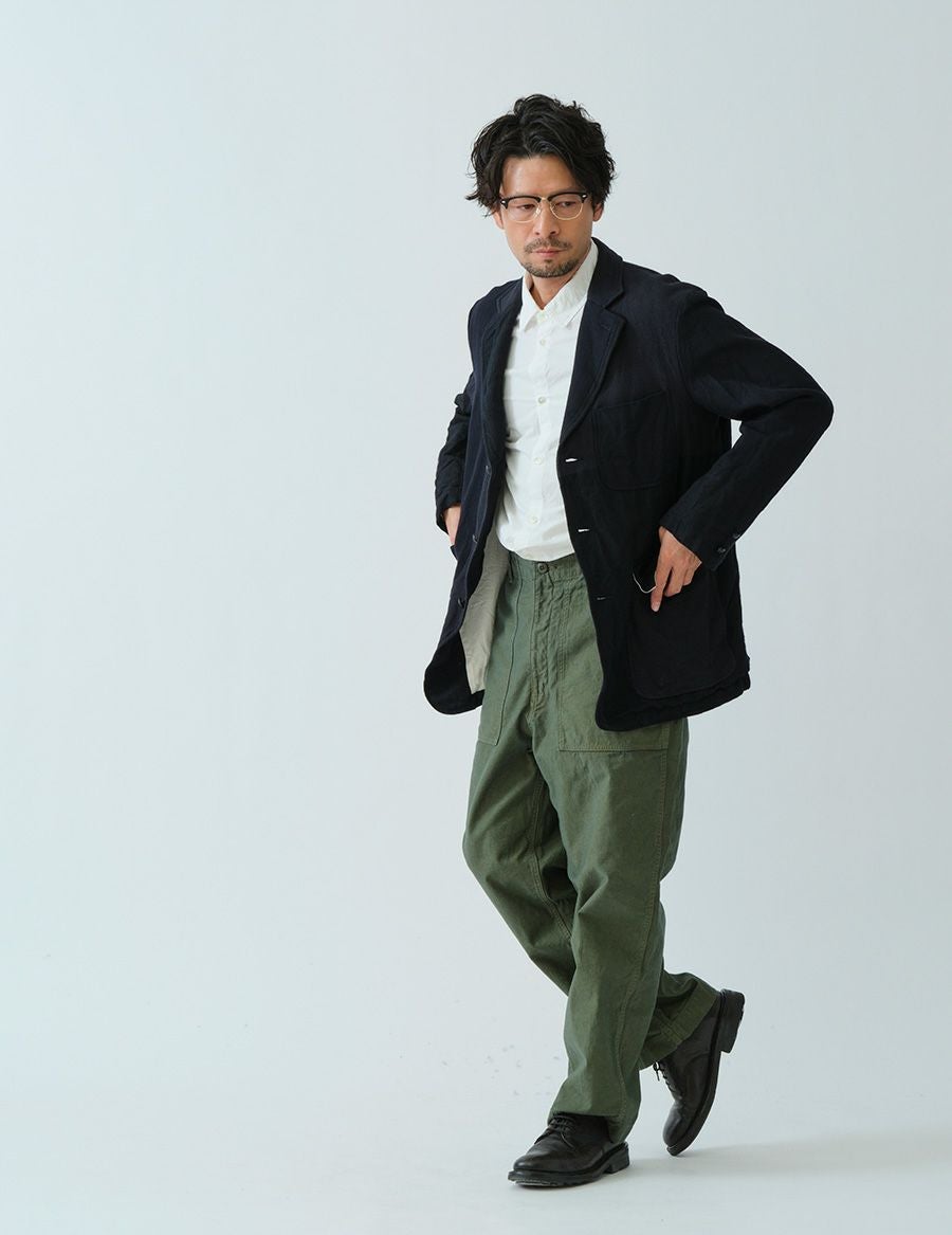 02 オフホワイト　Msize：モデル180㎝