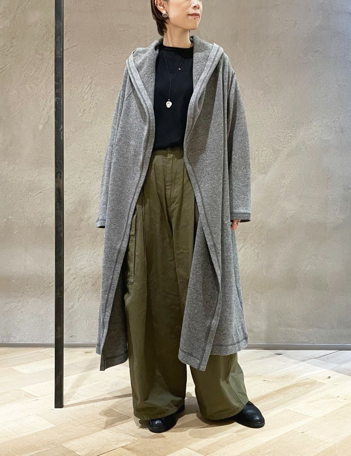 50 グレー/36size：スタッフ161㎝