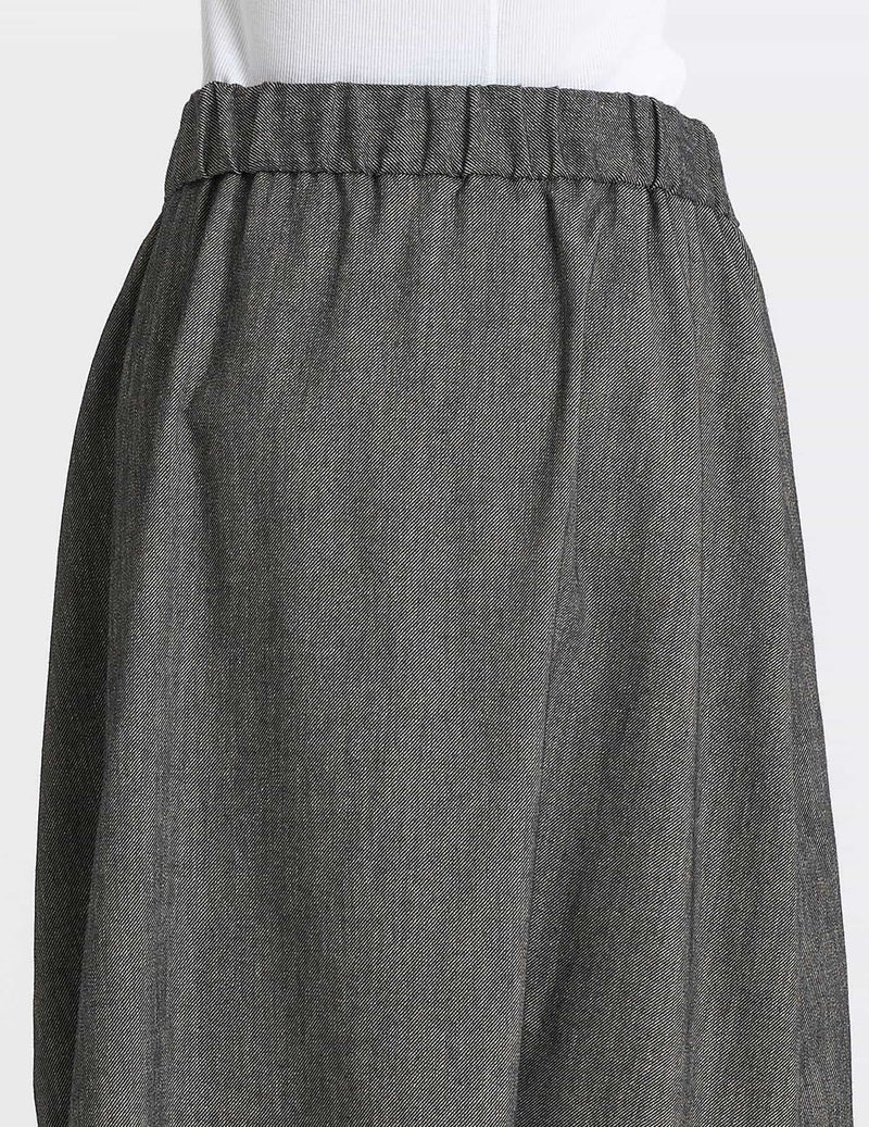 64 グレーベージュ