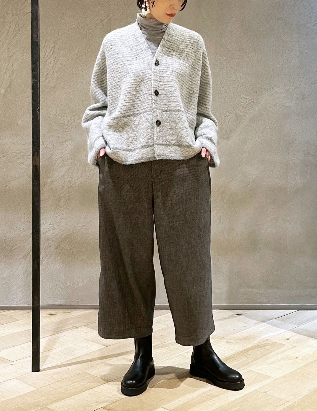 04 アイボリー/36size：スタッフ161㎝