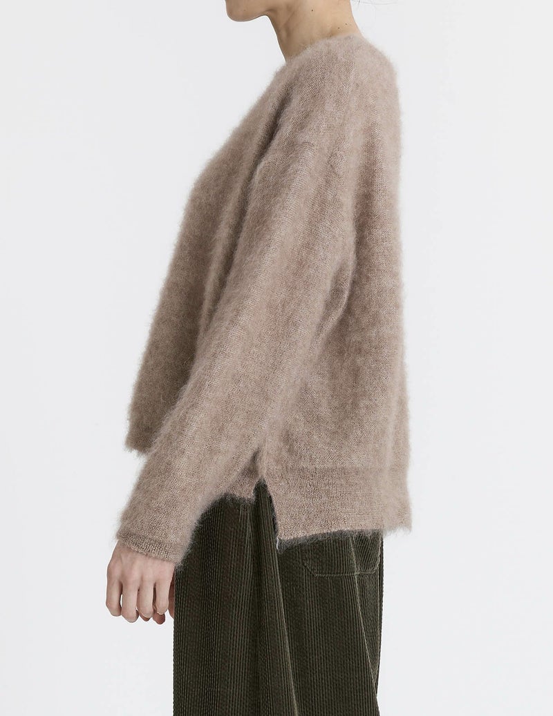 15 ピンクベージュ