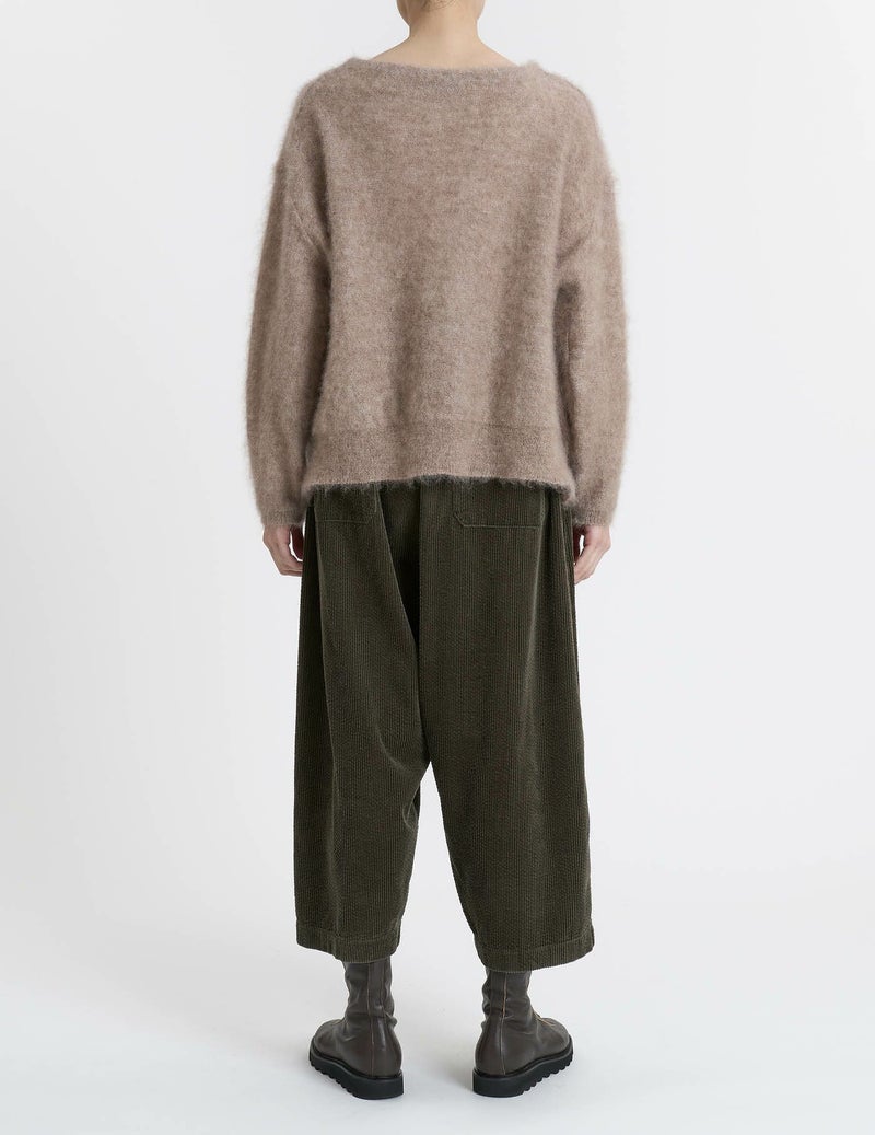 15 ピンクベージュ