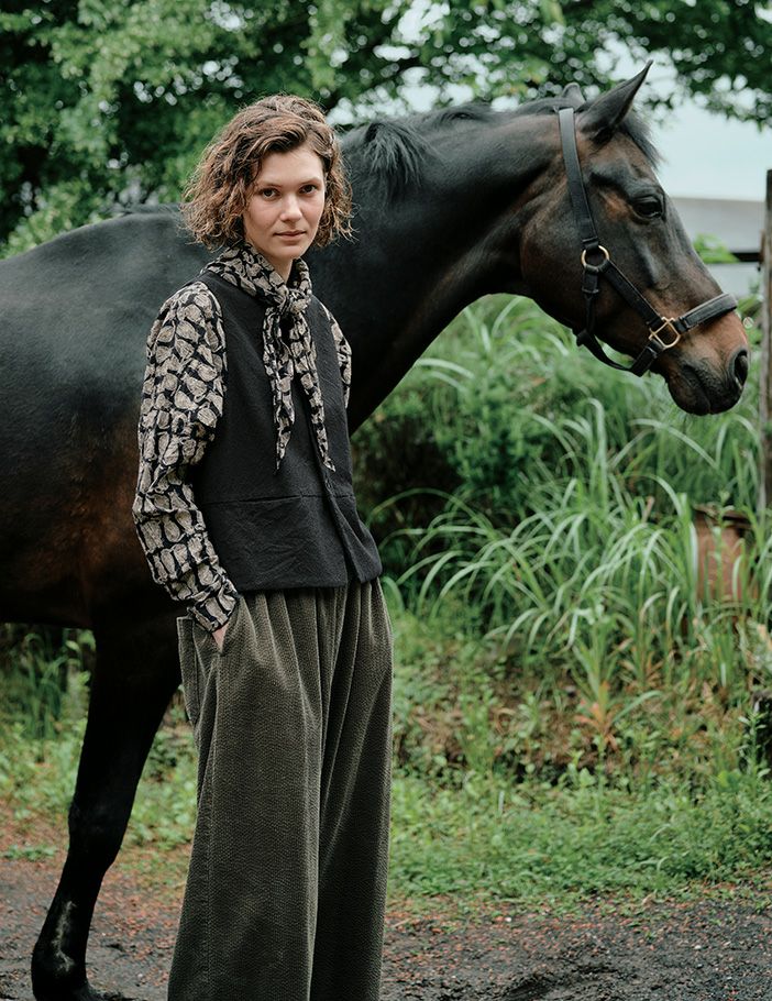 90 ブラック/36size：モデル177㎝