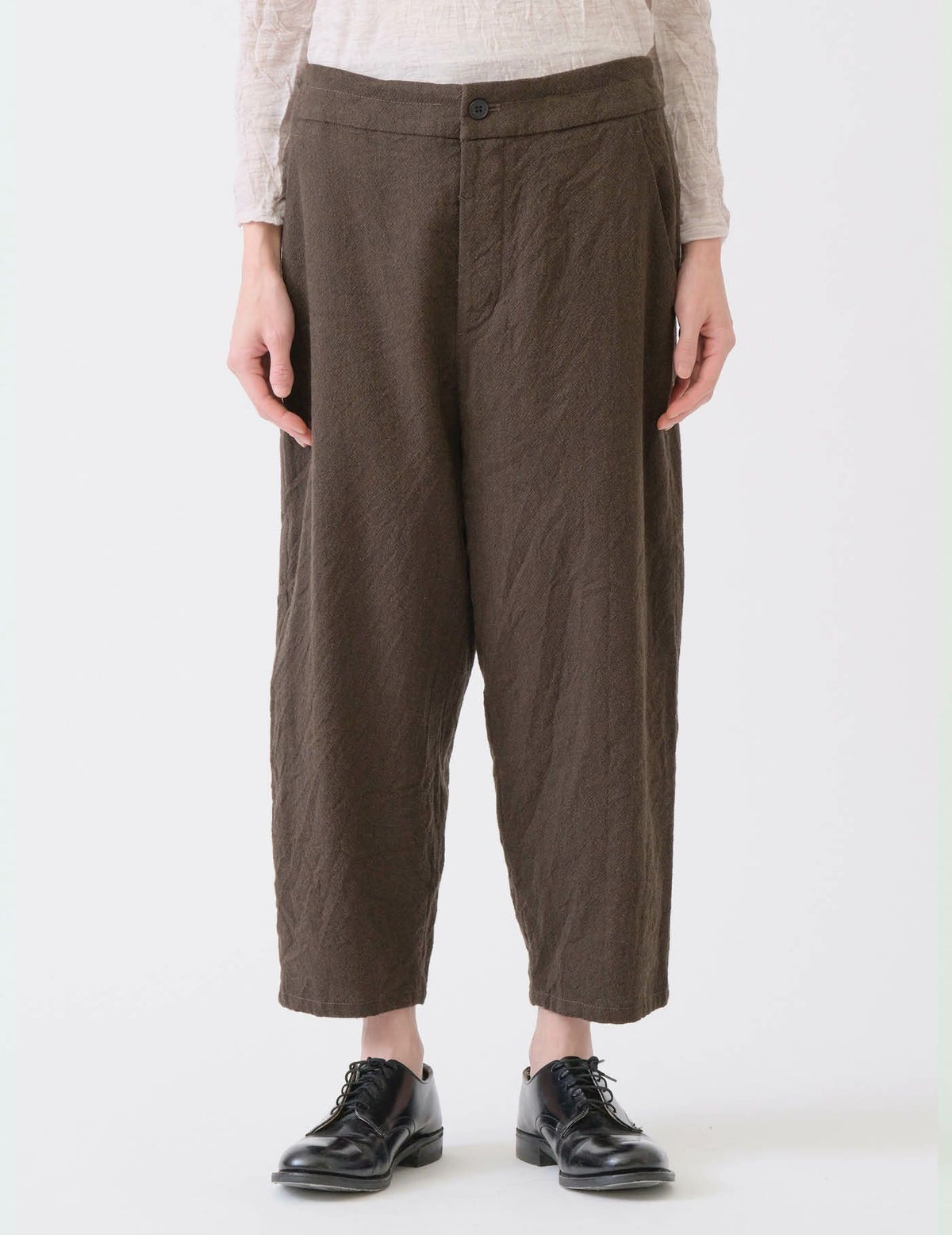 44 カーキ/36size：モデル169㎝