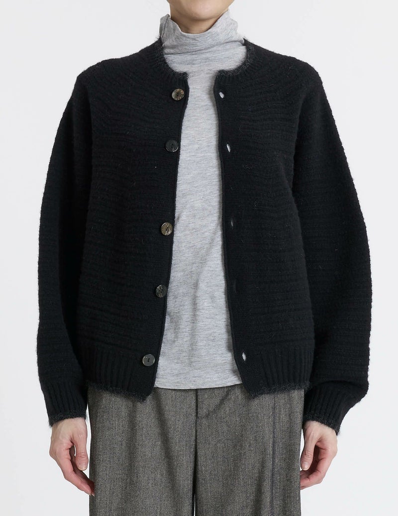 90 ブラック/36size：モデル169㎝