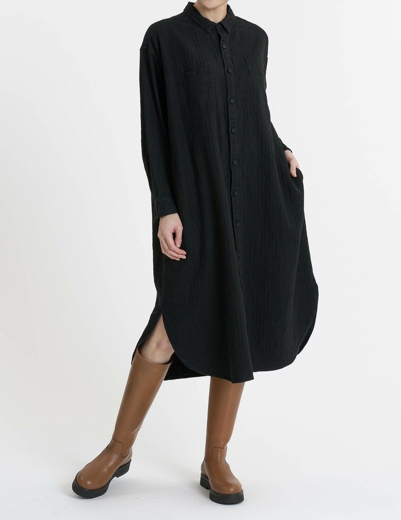 90 ブラック/36(M)：モデル 169cm