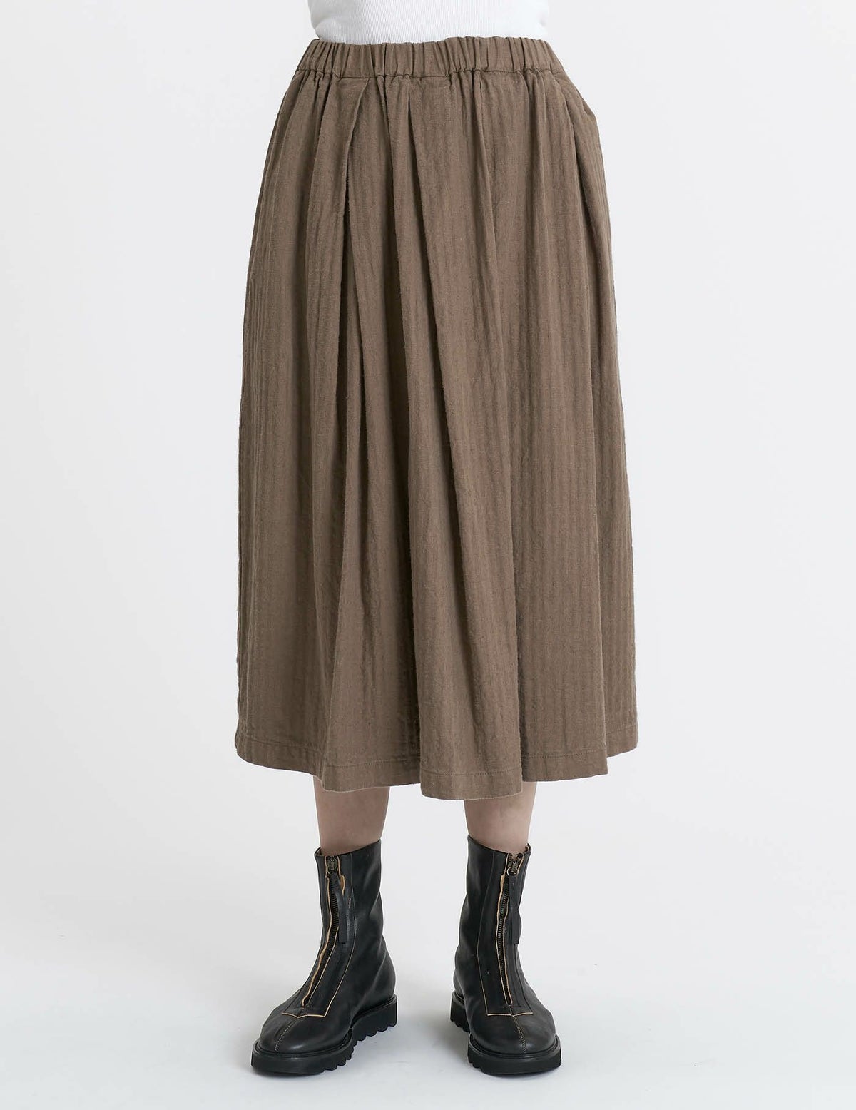 67 グレージュ/36(M)：モデル 169cm