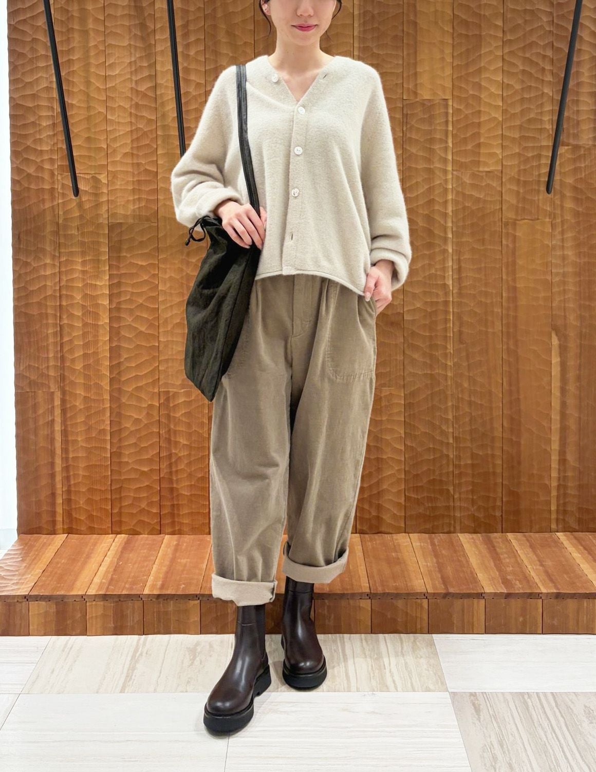 64 ベージュ/36size：スタッフ158㎝