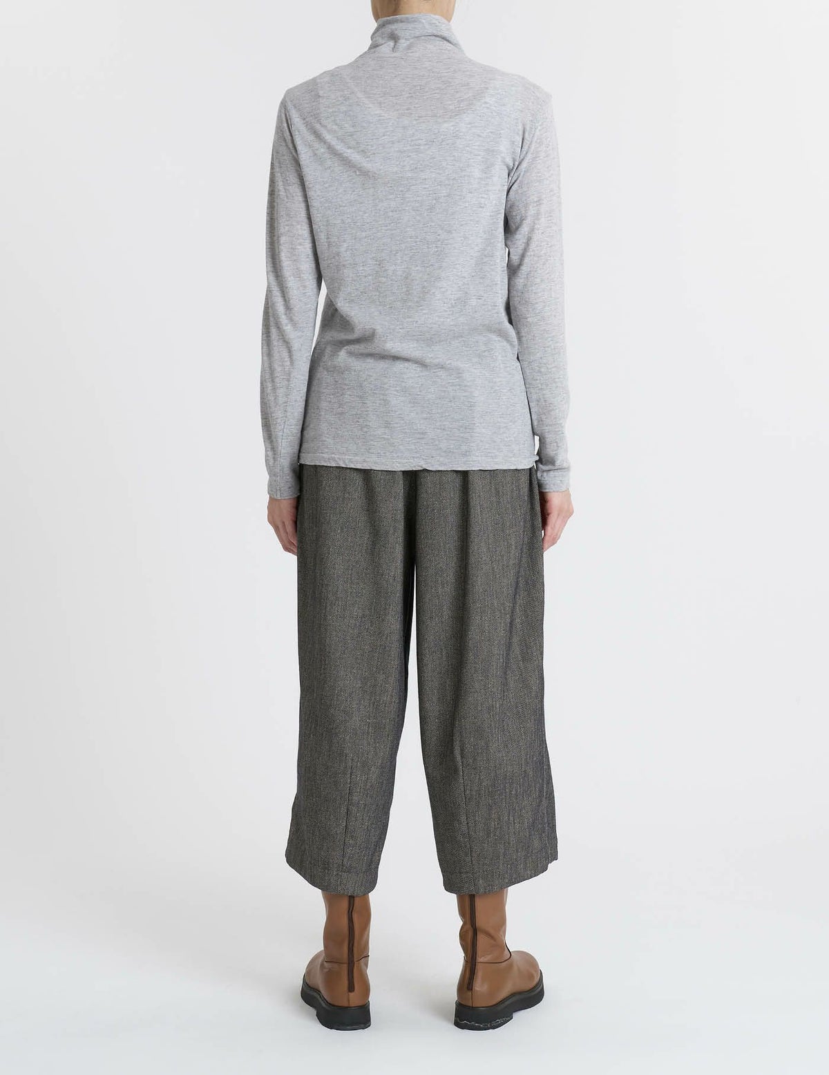 51 ライトグレー