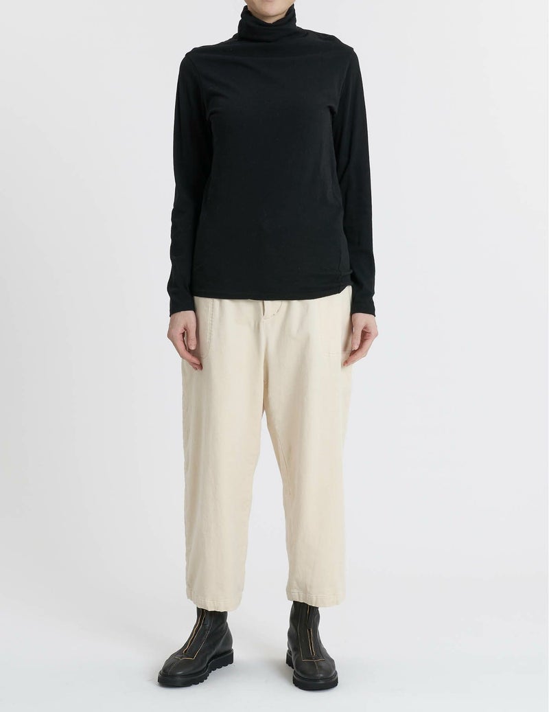 90 ブラック/36(M)：モデル 169cm