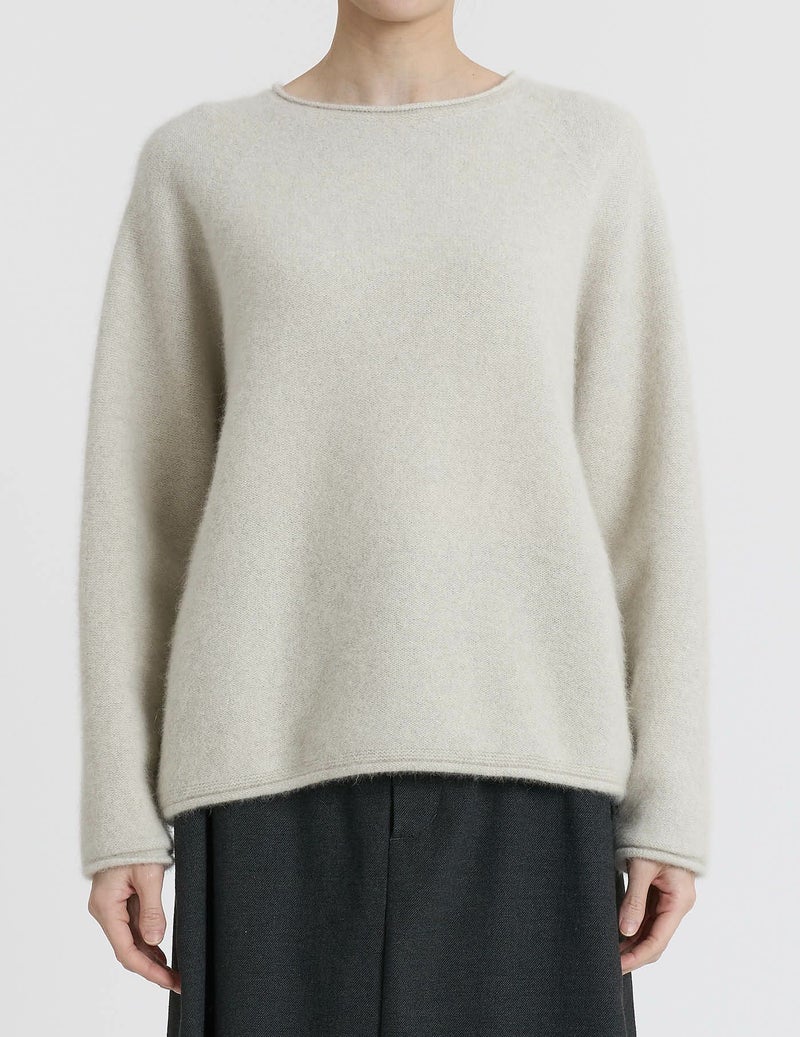 04 アイボリー/36(M)siae：モデル 169cm