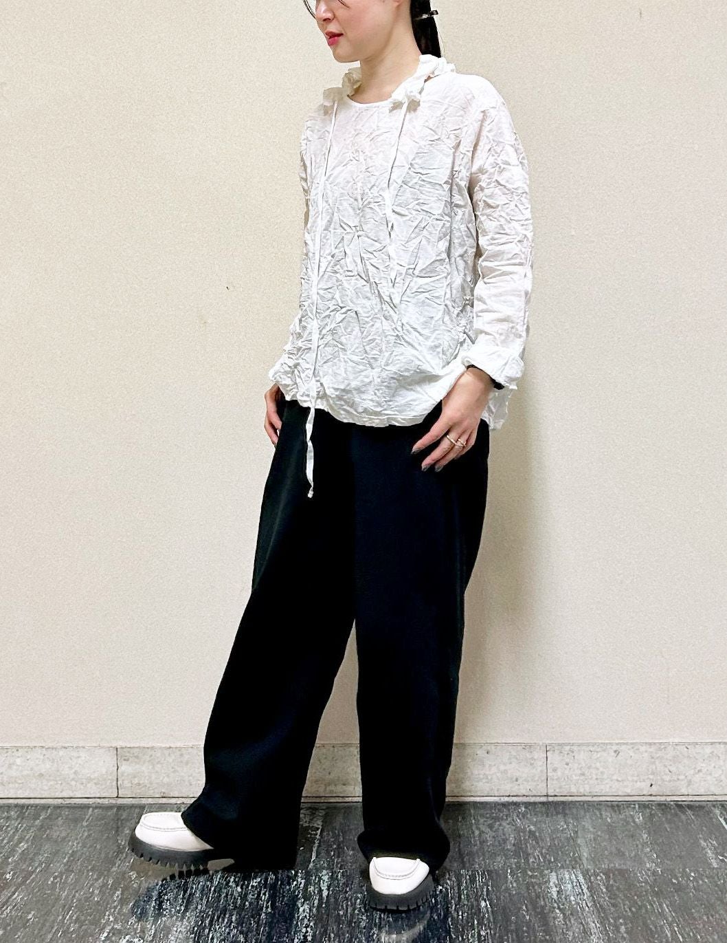 01 ホワイト/36size：スタッフ152㎝