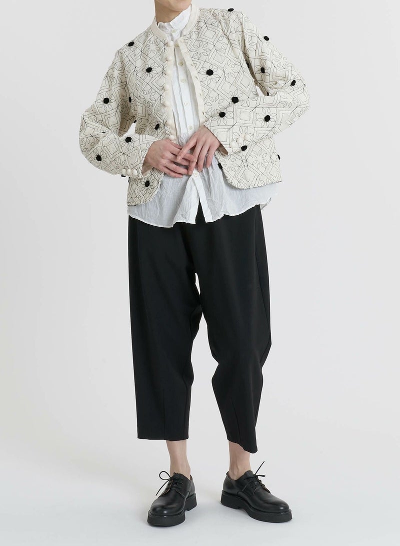 90 ブラック/36(M)size：モデル 169cm