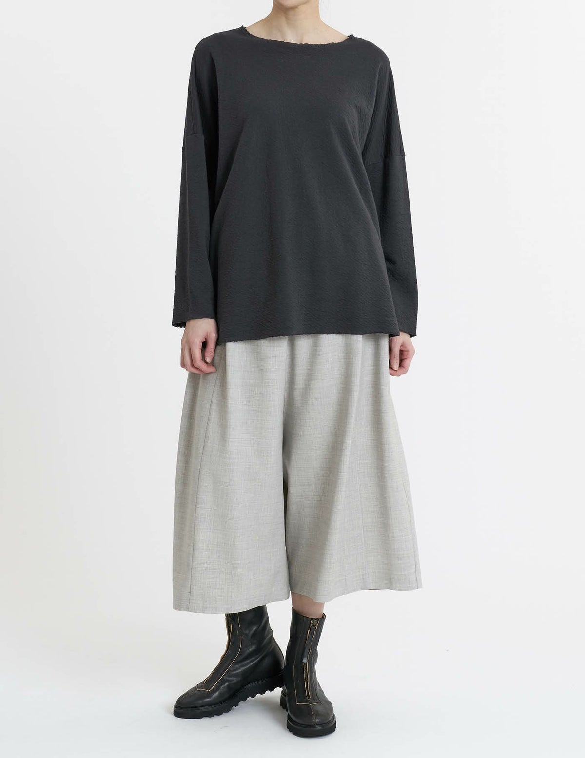 53 チャコール/36(M)size：モデル169㎝