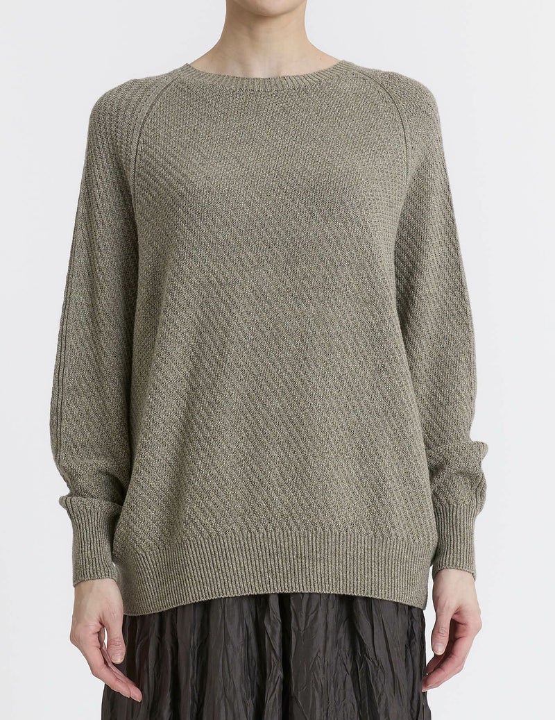 67 グレージュ/36size：モデル169㎝