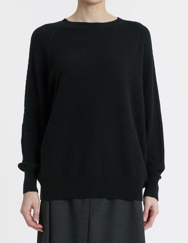 90 ブラック/36size：モデル169㎝