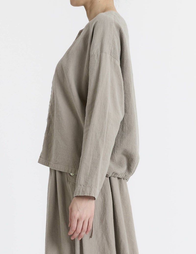 64 ベージュ(前後逆に)