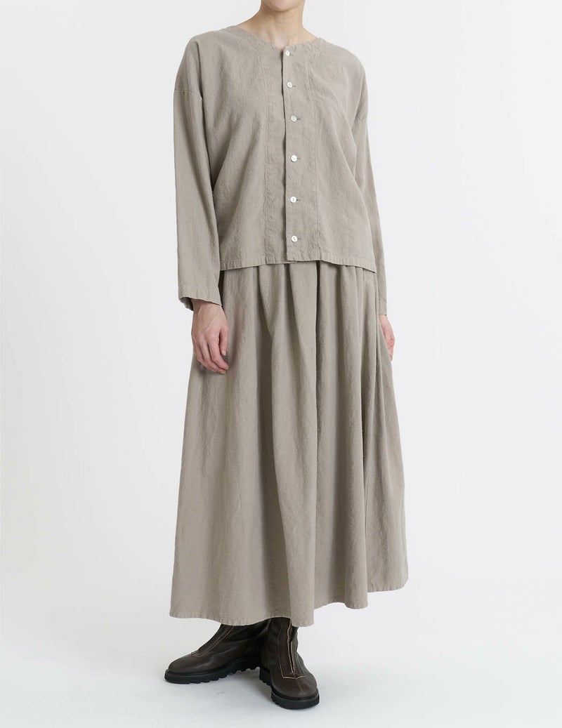 64 ベージュ(前後逆に)