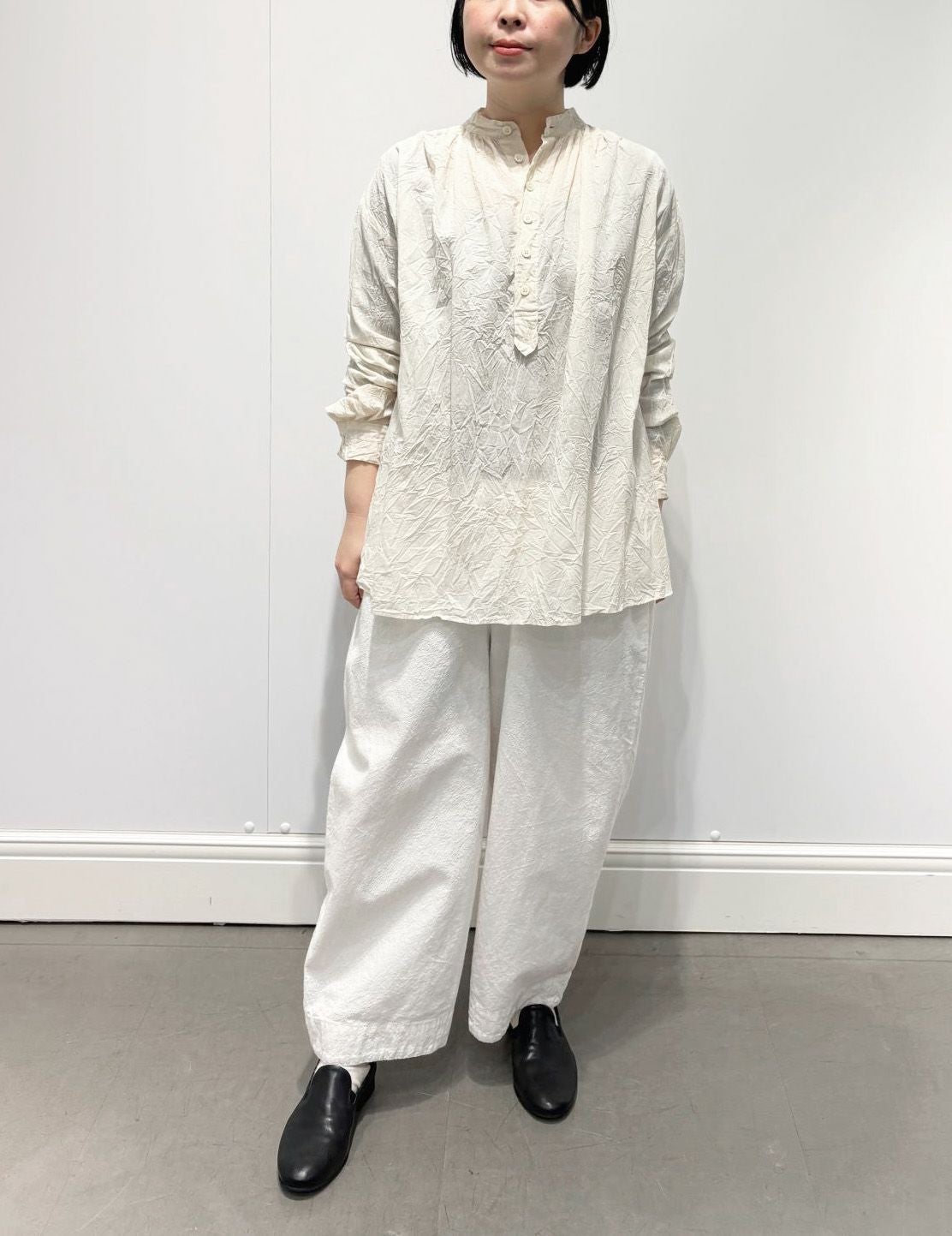 01 ホワイト/36size：スタッフ154㎝