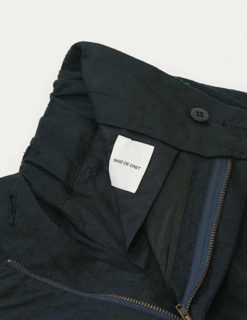 20 ブラックネイビー