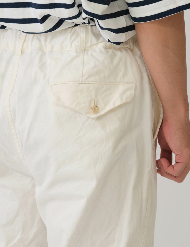 02 オフホワイト