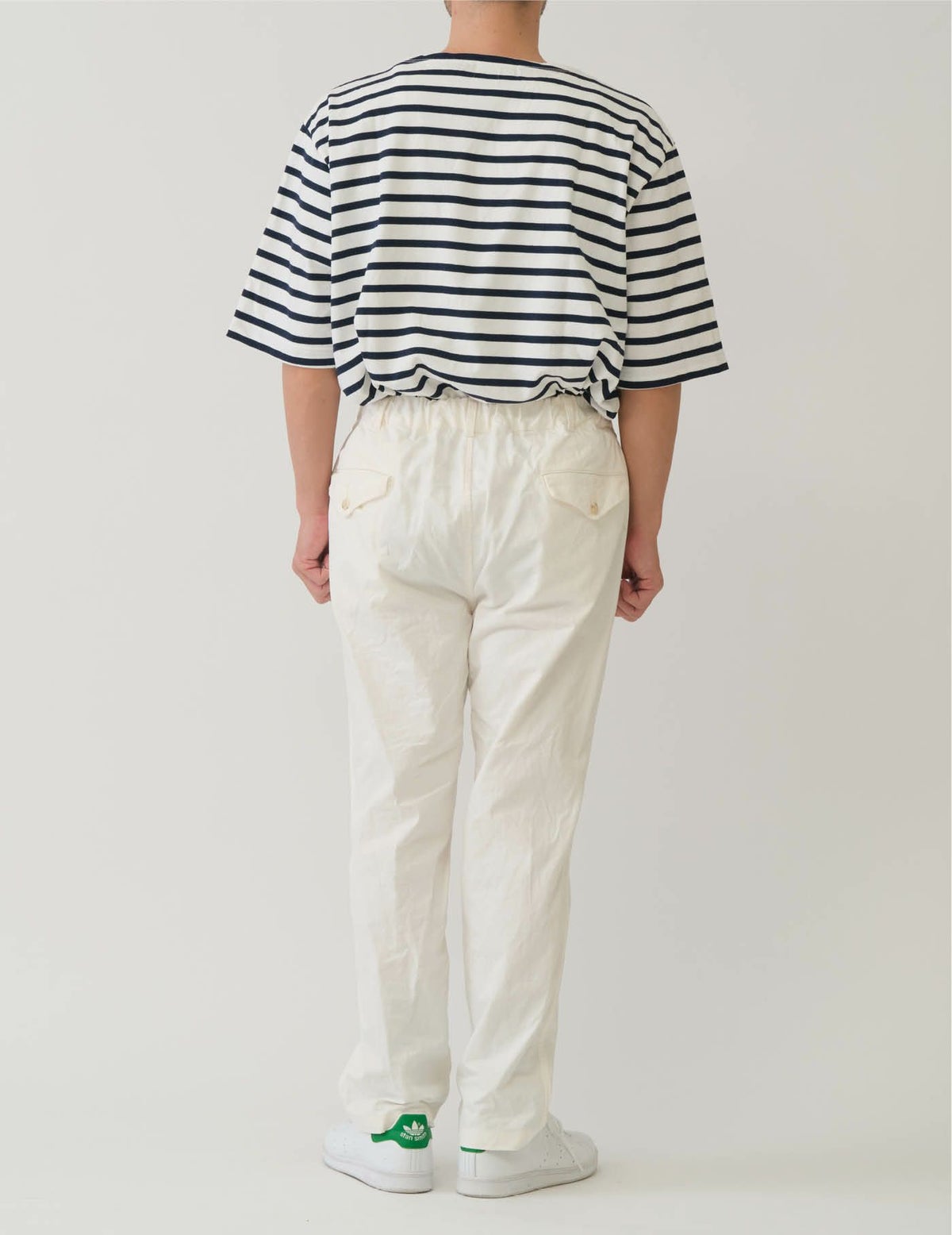 02 オフホワイト