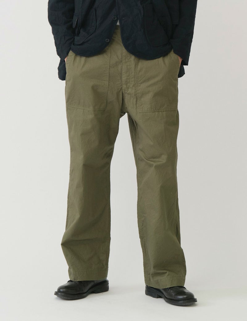 42 オリーブ　Msize：モデル184㎝