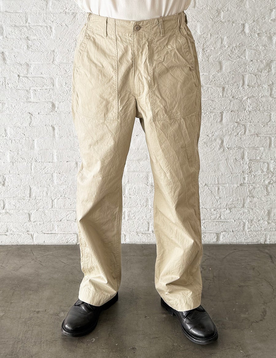 64 ベージュ　Ssize：スタッフ170㎝