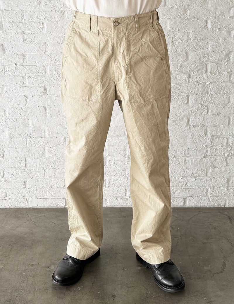 64 ベージュ　Ssize：スタッフ170㎝