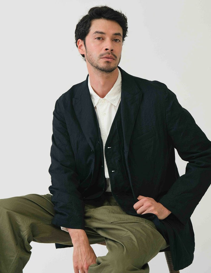 02 オフホワイト　Msize：モデル184㎝