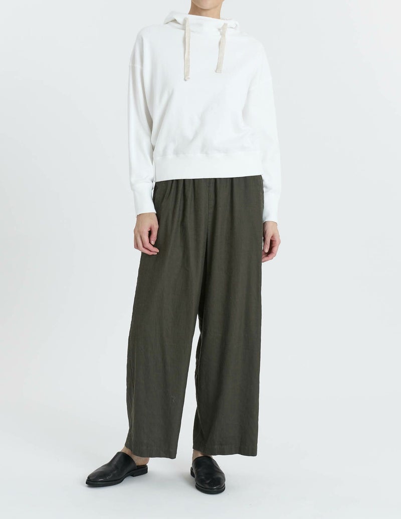 01 ホワイト/36(M)size：モデル 169cm