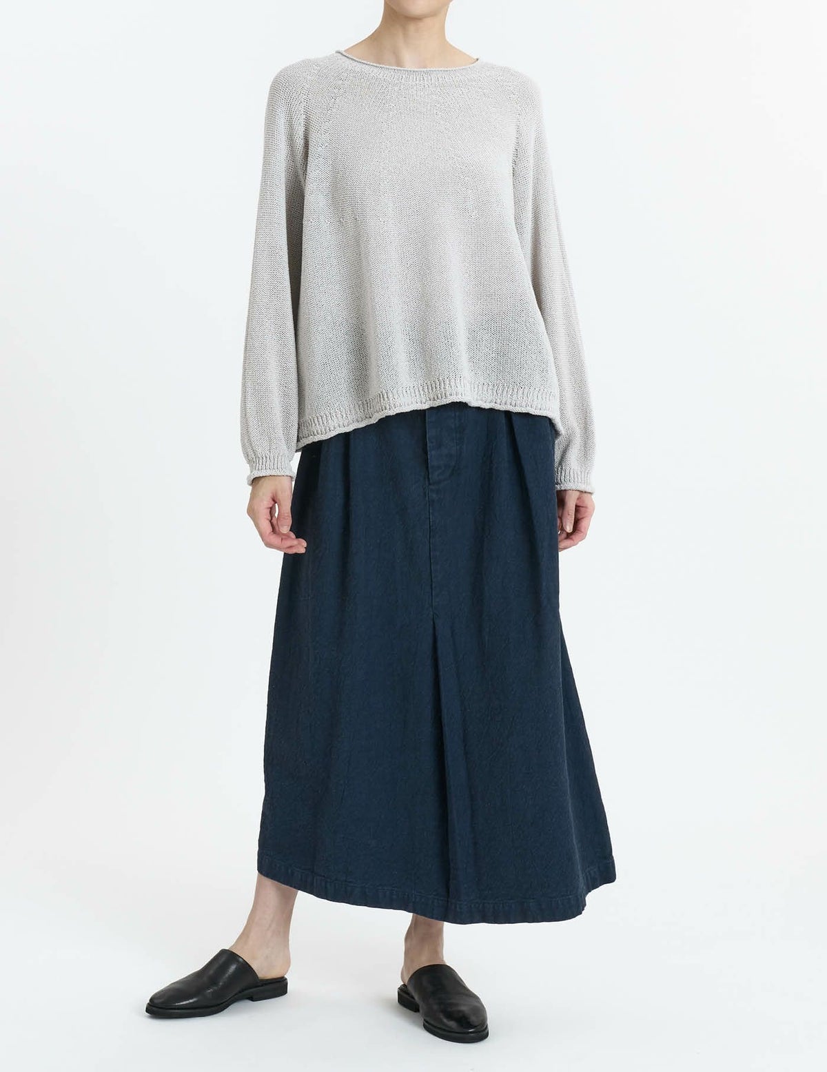 51 ライトグレー/36(M)size：モデル 169cm