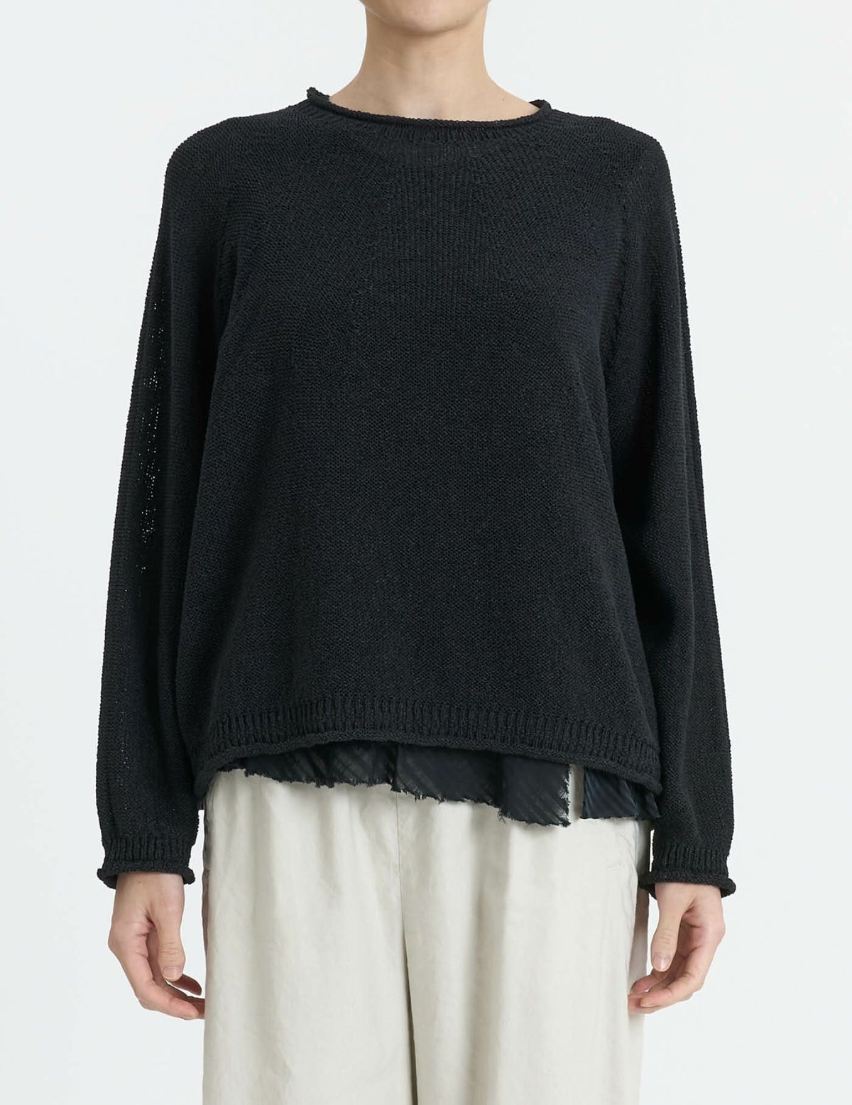 90 ブラック/36(M)size：モデル 169cm