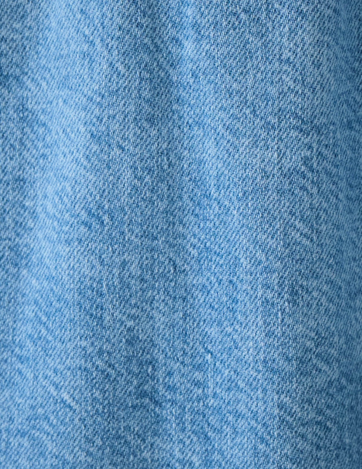 35 アイズブルー