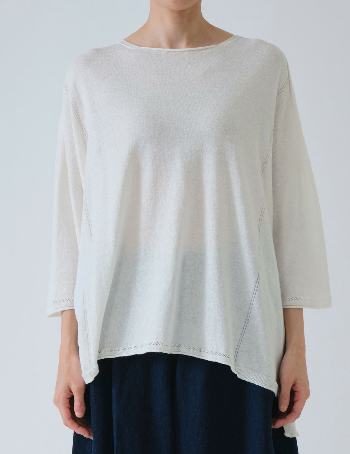 01 ホワイト/36(M)size：モデル169㎝