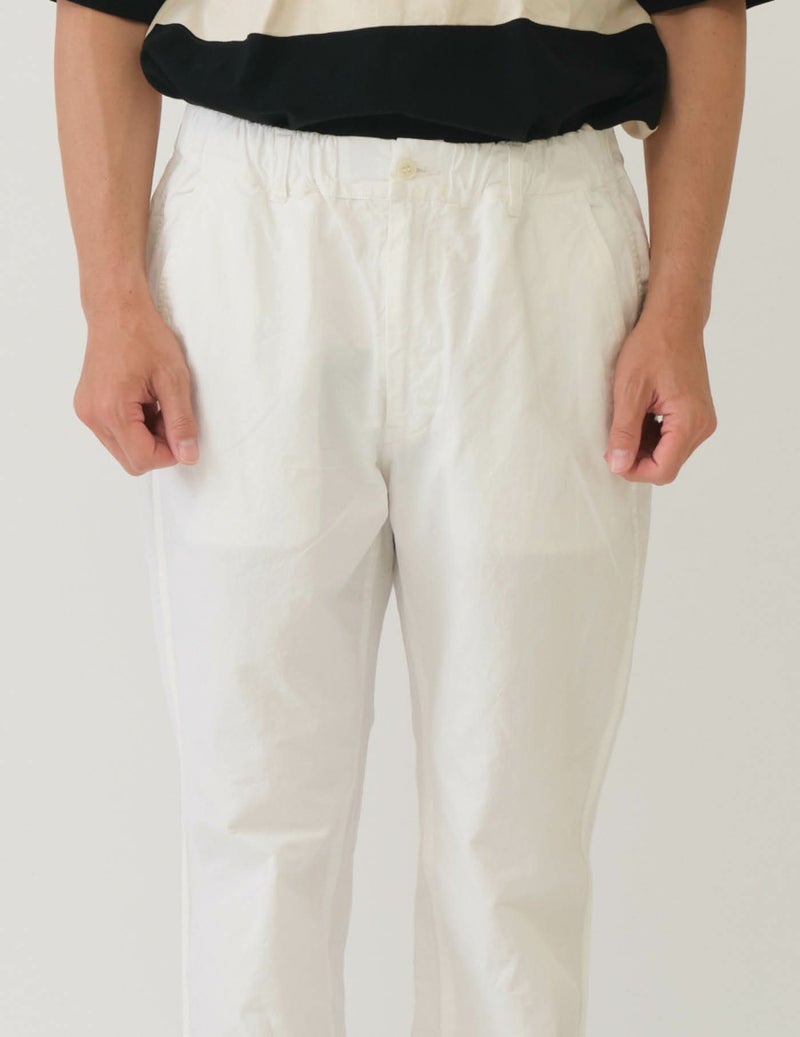 02 オフホワイト