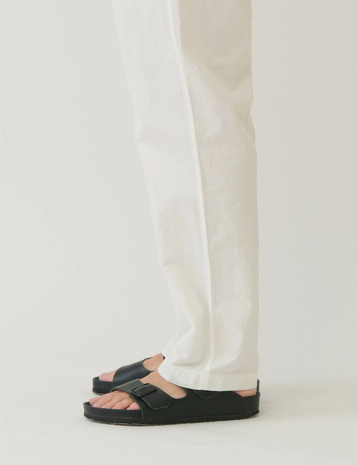 02 オフホワイト