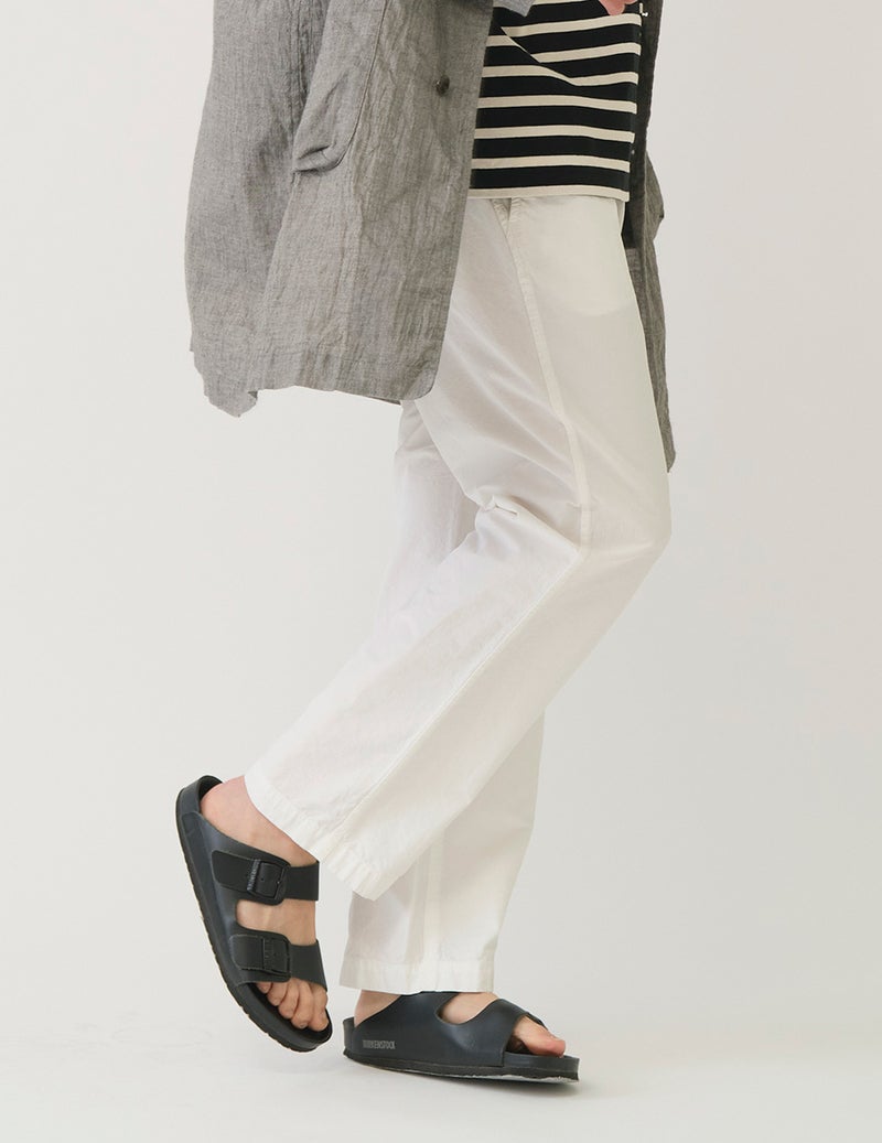 02 オフホワイト　Msize：モデル184㎝