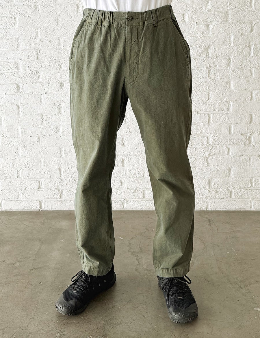 42 オリーブ　Msize：スタッフ173㎝