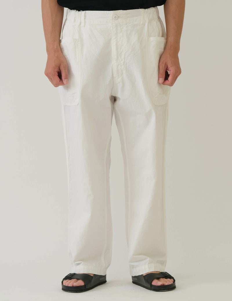 02 オフホワイト