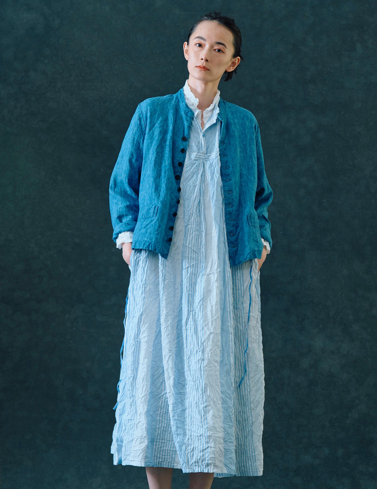 02 ランダムストライプ/36(M)size：モデル 172cm